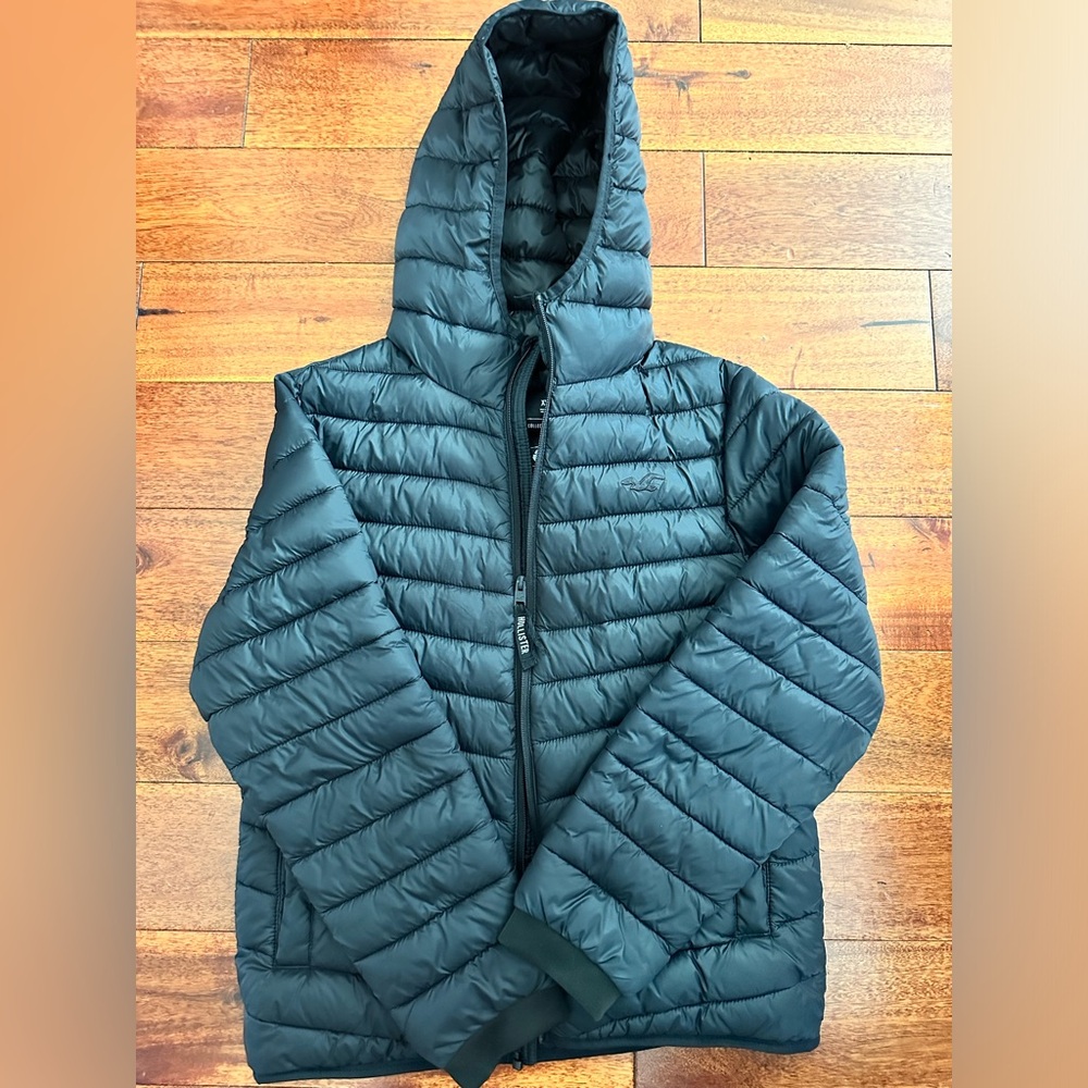 Hollister Black Puff Jacket